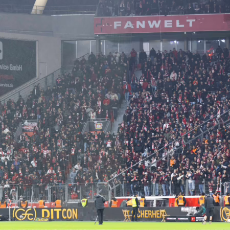 Aktive Kölner Fanszene nicht beim Rheinderby – Polizei dementiert Nacktkontrolle