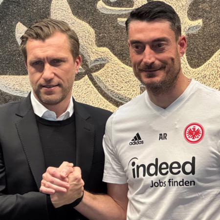 Rosarote Brille und ein klarer Plan: Wie Riera die Eintracht wachrütteln will