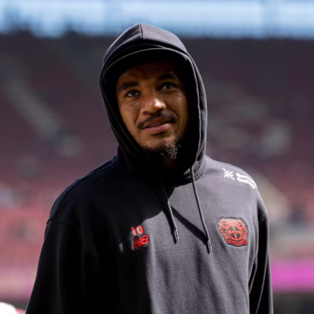 Tillman kritisiert Bayers Führung und Fans öffentlich – und lässt seine Zukunft offen