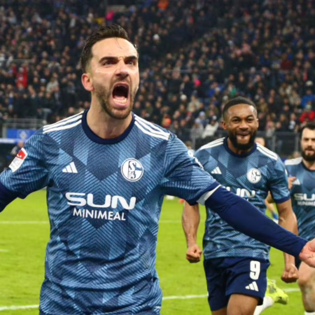 Nach 0:2 – Schalke holt noch einen Punkt in Hamburg 