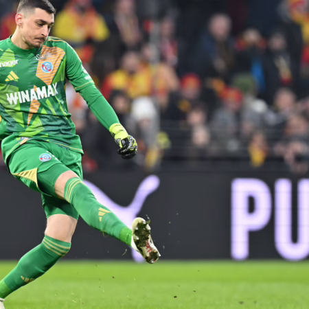 Chelseas Keeper Petrovic steht bei Bayer 04 hoch im Kurs