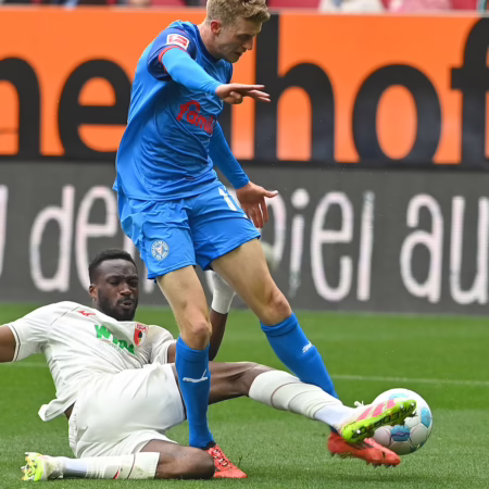 DFB räumt ein: Kiel hätte Elfmeter in Augsburg nicht bekommen dürfen