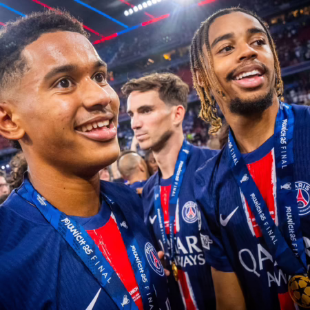 Wie PSG-Torschütze Mayulu fast in Wolfsburg und beim BVB gelandet wäre