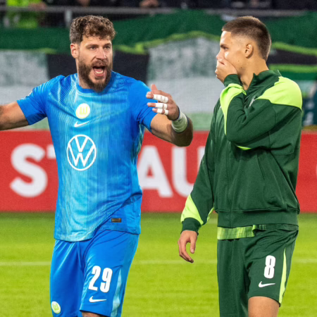 Zerrüttetes Team, ratloser Trainer: Wolfsburgs nächster Schritt in Richtung Abgrund