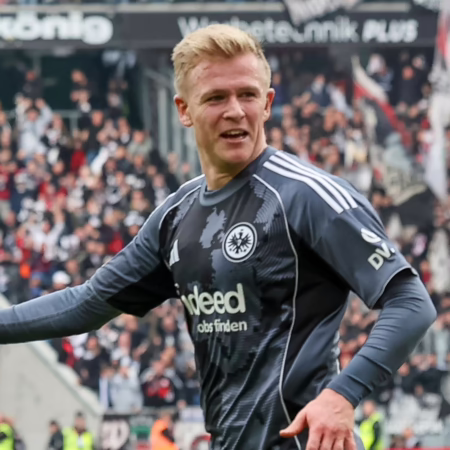 „Perfekte Form“: Setzt Riera auf geballte Sturm-Power?