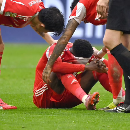 Ausfall in Dortmund sicher: Davies erleidet Muskelfaserriss