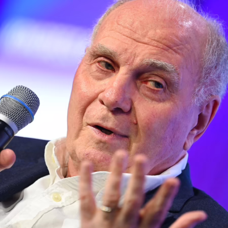 Hoeneß äußert sich zu Coming-out von St. Paulis U-19-Coach