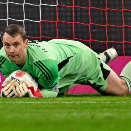 „Er hat etwas gespürt in der Wade“: Kompany bangt erneut um Neuer