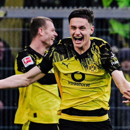 Kurz nach emotionalem Jubellauf: BVB bindet Abwehr-Juwel Reggiani