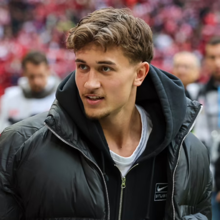 Bayern-Duo vor der Rückkehr – Kompany erklärt Davies-Auswechslung